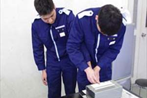 犯罪鑑識(指紋採取)の実習